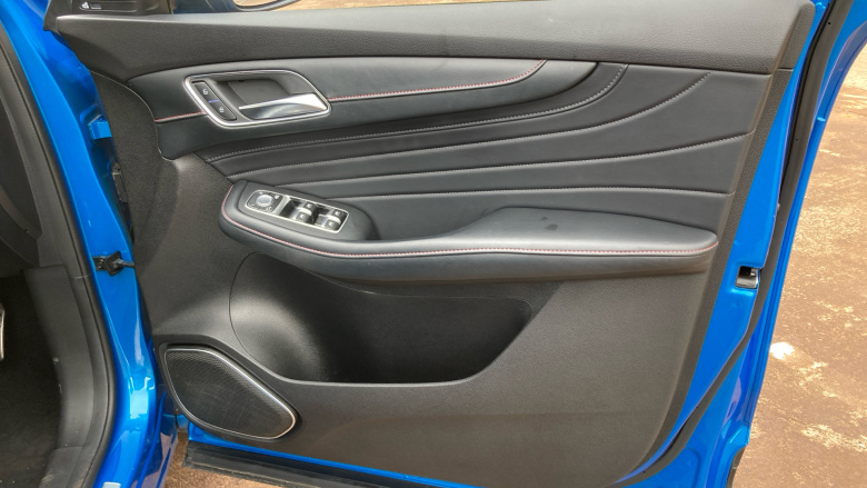 MG Hs 1.5 T-GDI Exclusive 5dr DCT Petrol Hatchback